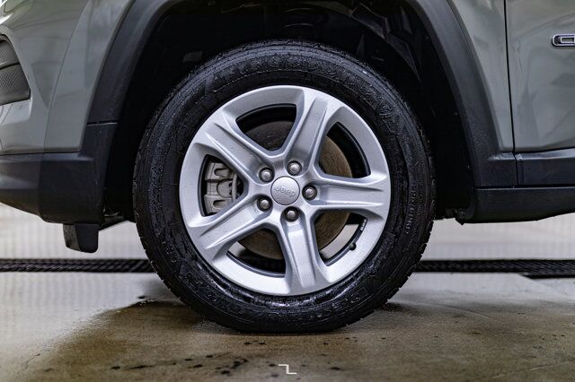 2024 Jeep Compass 4x4 Sport BCam Red Deer AB