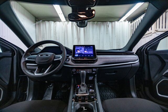 2024 Jeep Compass 4x4 Sport BCam Red Deer AB