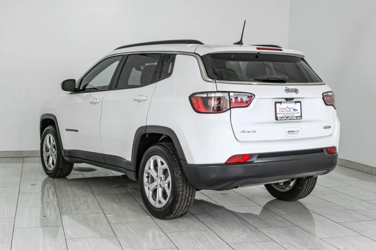 2024 Jeep Compass LATITUDE 4WD AUTOMATIC BLIND SPOT ASSIST LEATHER/CLOTH SEATS REAR CAMERA KEYLESS START Carrollton TX
