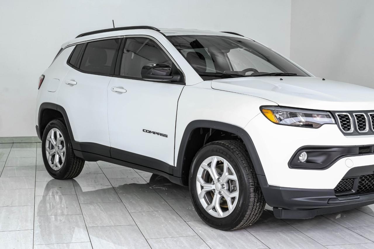 2024 Jeep Compass LATITUDE 4WD AUTOMATIC BLIND SPOT ASSIST LEATHER/CLOTH SEATS REAR CAMERA KEYLESS START Carrollton TX