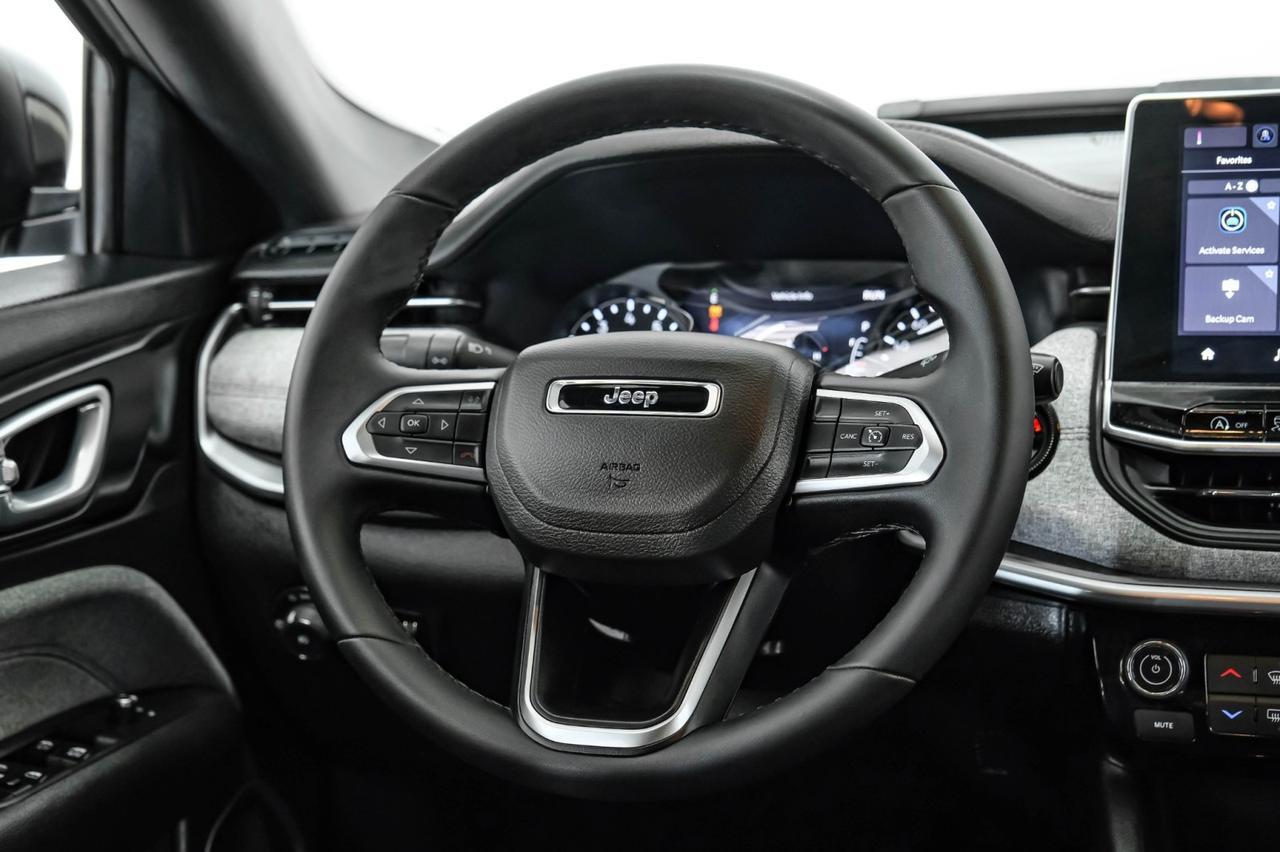 2024 Jeep Compass LATITUDE 4WD AUTOMATIC BLIND SPOT ASSIST LEATHER/CLOTH SEATS REAR CAMERA KEYLESS START Carrollton TX