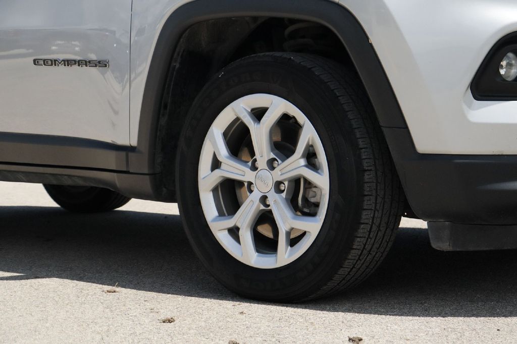 2024 Jeep Compass Latitude Hondo TX