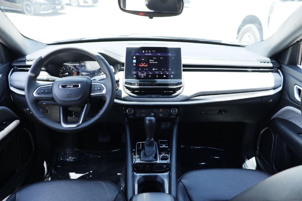 2024 Jeep Compass Latitude Hondo TX
