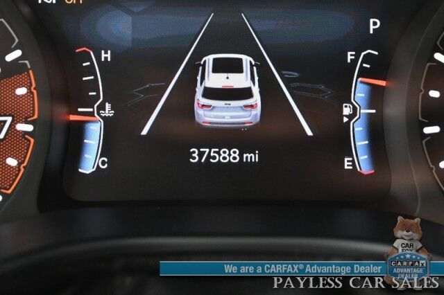 2024 Jeep Compass Latitude / 4X4 / Premium Cloth Seats / Power Mirrors, Windows, & Locks / Forward Collision & Blind Spot Alert / Apple CarPlay & Android Auto / Back Up Camera / Cruise Control / Keyless Entry & Start / 32 MPG / 1-Owner Anchorage AK