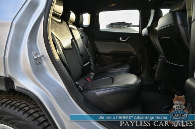 2024 Jeep Compass Latitude / 4X4 / Premium Cloth Seats / Power Mirrors, Windows, & Locks / Forward Collision & Blind Spot Alert / Apple CarPlay & Android Auto / Back Up Camera / Cruise Control / Keyless Entry & Start / 32 MPG / 1-Owner Anchorage AK 2024 Jeep Compass Latitude / 4X4 / Premium Cloth Seats / Power Mirrors, Windows, & Locks / Forward Collision & Blind Spot Alert / Apple CarPlay & Android Auto / Back Up Camera / Cruise Control / Keyless Entry & Start / 32 MPG / 1-Owner Anchorage AK