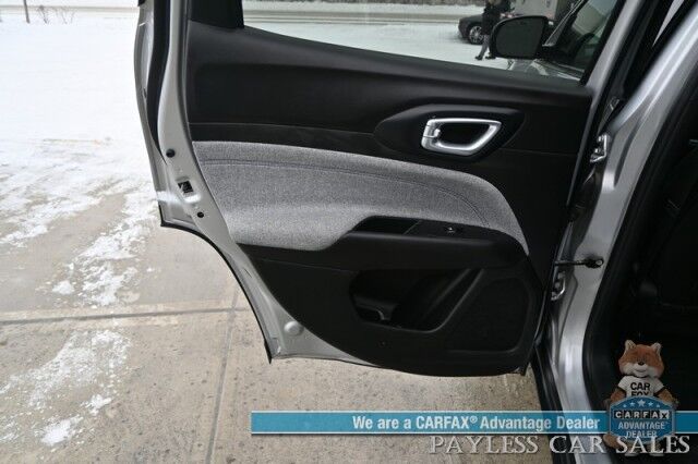 2024 Jeep Compass Latitude / 4X4 / Premium Cloth Seats / Power Mirrors, Windows, & Locks / Forward Collision & Blind Spot Alert / Apple CarPlay & Android Auto / Back Up Camera / Cruise Control / Keyless Entry & Start / 32 MPG / 1-Owner Anchorage AK