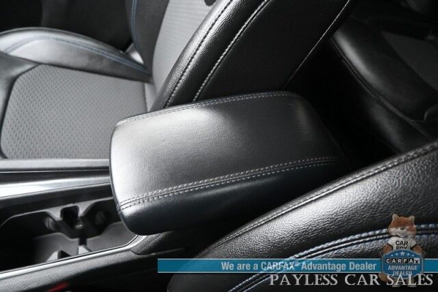 2024 Jeep Compass Latitude / 4X4 / Premium Cloth Seats / Power Mirrors, Windows, & Locks / Forward Collision & Blind Spot Alert / Apple CarPlay & Android Auto / Back Up Camera / Cruise Control / Keyless Entry & Start / 32 MPG / 1-Owner Anchorage AK