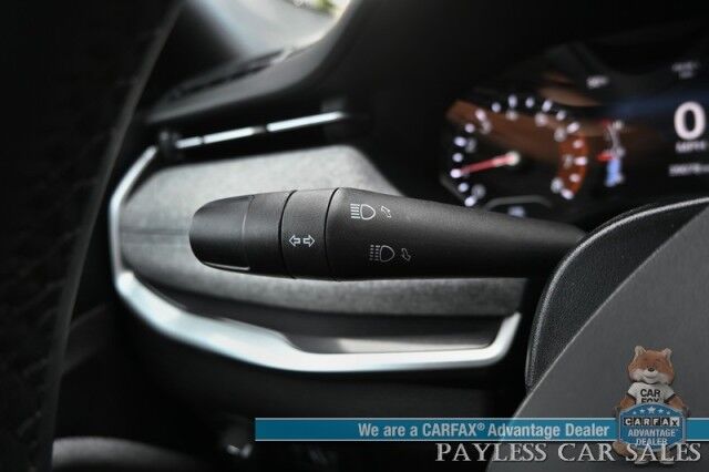 2024 Jeep Compass Latitude / 4X4 / Premium Cloth Seats / Power Mirrors, Windows, & Locks / Lane Departure & Blind Spot Alert / Apple CarPlay & Android Auto / Back Up Camera / 32 MPG / 1-Owner Anchorage AK