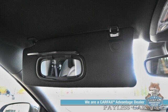 2024 Jeep Compass Latitude / 4X4 / Premium Cloth Seats / Power Mirrors, Windows, & Locks / Lane Departure & Blind Spot Alert / Apple CarPlay & Android Auto / Back Up Camera / 32 MPG / 1-Owner Anchorage AK