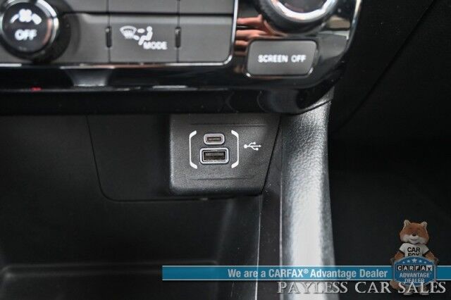 2024 Jeep Compass Latitude / 4X4 / Premium Cloth Seats / Power Mirrors, Windows, & Locks / Lane Departure & Blind Spot Alert / Apple CarPlay & Android Auto / Back Up Camera / 32 MPG / 1-Owner Anchorage AK