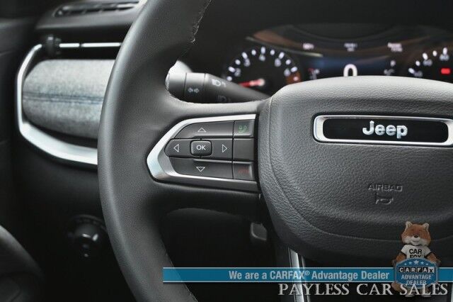 2024 Jeep Compass Latitude / 4X4 / Premium Cloth Seats / Power Mirrors, Windows, & Locks / Lane Departure & Blind Spot Alert / Apple CarPlay & Android Auto / Back Up Camera / 32 MPG / 1-Owner Anchorage AK