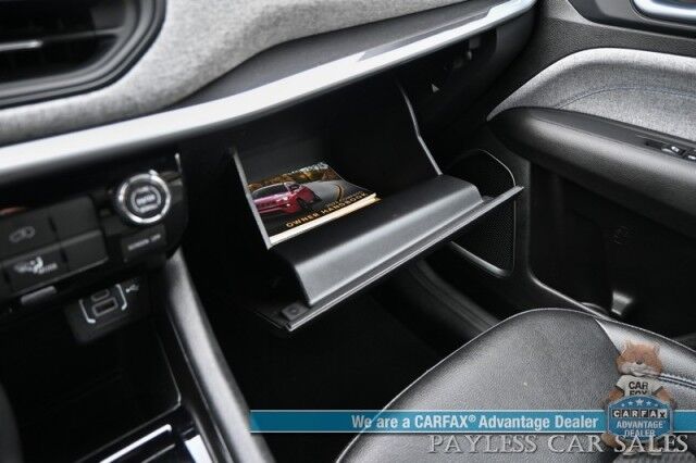 2024 Jeep Compass Latitude / 4X4 / Premium Cloth Seats / Power Mirrors, Windows, & Locks / Lane Departure & Blind Spot Alert / Apple CarPlay & Android Auto / Back Up Camera / 32 MPG / 1-Owner Anchorage AK