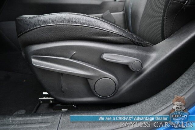 2024 Jeep Compass Latitude / 4X4 / Premium Cloth Seats / Power Mirrors, Windows, & Locks / Lane Departure & Blind Spot Alert / Apple CarPlay & Android Auto / Back Up Camera / 32 MPG / 1-Owner Anchorage AK