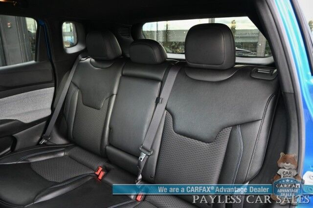 2024 Jeep Compass Latitude / 4X4 / Premium Cloth Seats / Power Mirrors, Windows, & Locks / Lane Departure & Blind Spot Alert / Apple CarPlay & Android Auto / Back Up Camera / 32 MPG / 1-Owner Anchorage AK