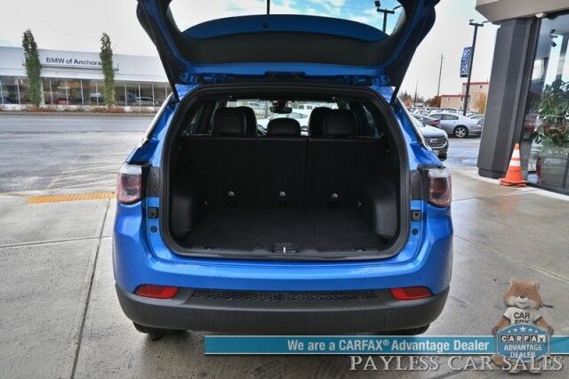 2024 Jeep Compass Latitude / 4X4 / Premium Cloth Seats / Power Mirrors, Windows, & Locks / Lane Departure & Blind Spot Alert / Apple CarPlay & Android Auto / Back Up Camera / 32 MPG / 1-Owner Anchorage AK