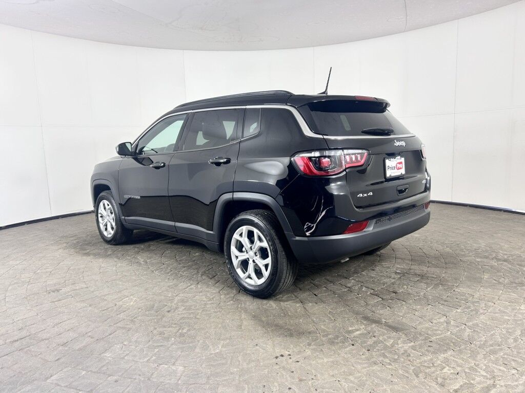 2024 Jeep Compass Latitude 4x4 Maumee OH