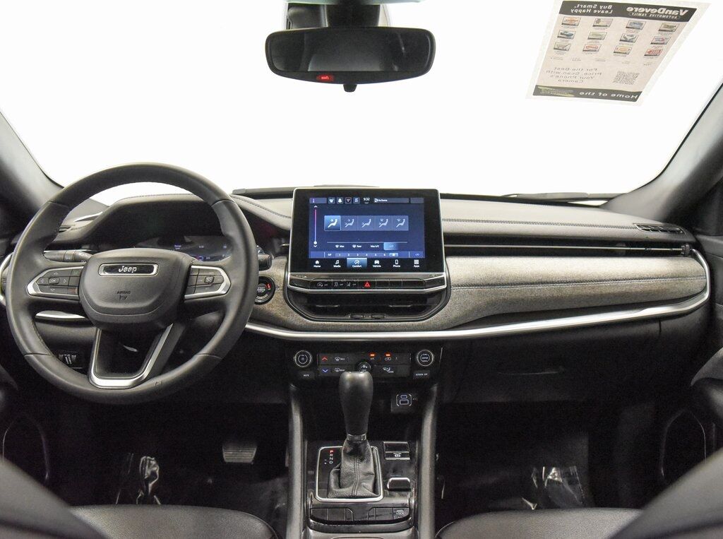 2024 Jeep Compass Latitude Akron OH