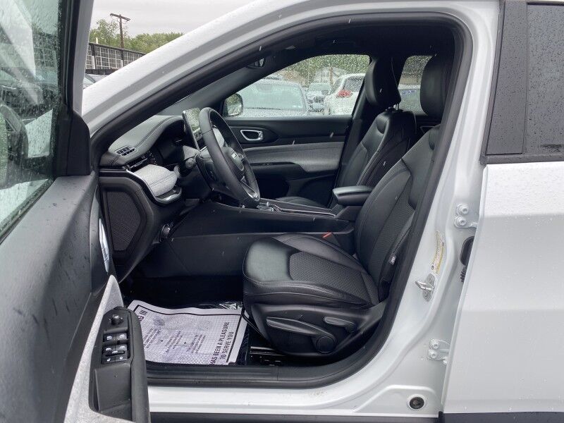 2024 Jeep Compass Latitude Springfield PA