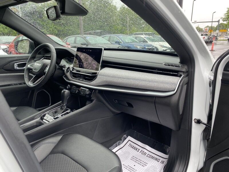 2024 Jeep Compass Latitude Springfield PA