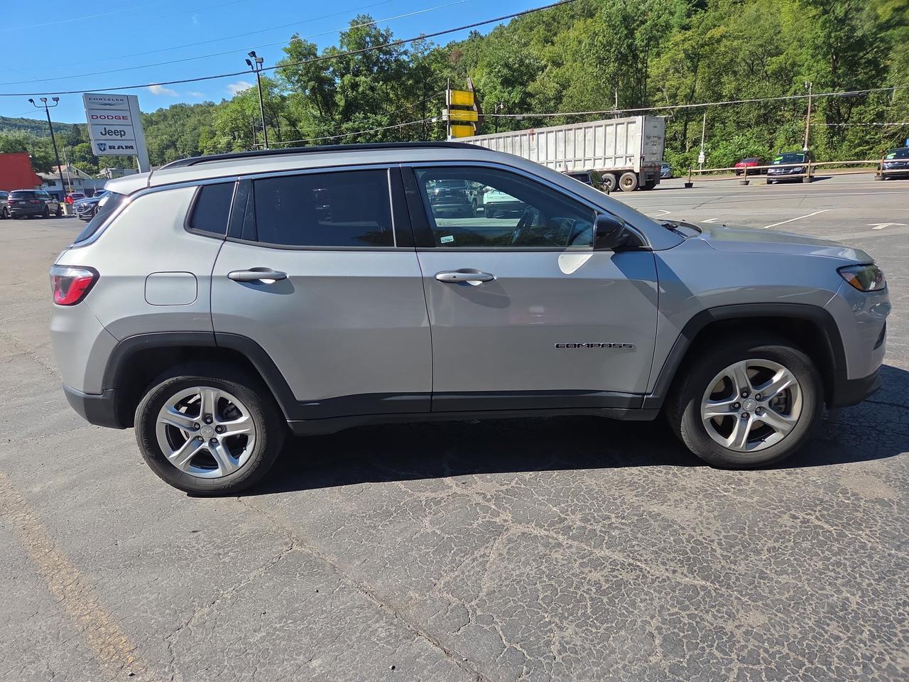 2024 Jeep Compass Latitude Hamburg PA