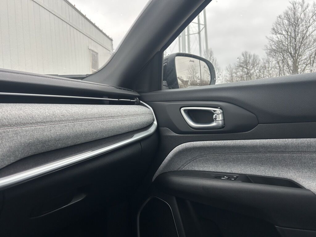 2024 Jeep Compass Latitude Lux Crestwood KY