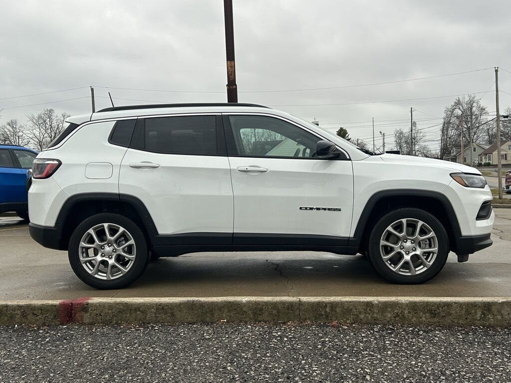 2024 Jeep Compass Latitude Lux Crestwood KY