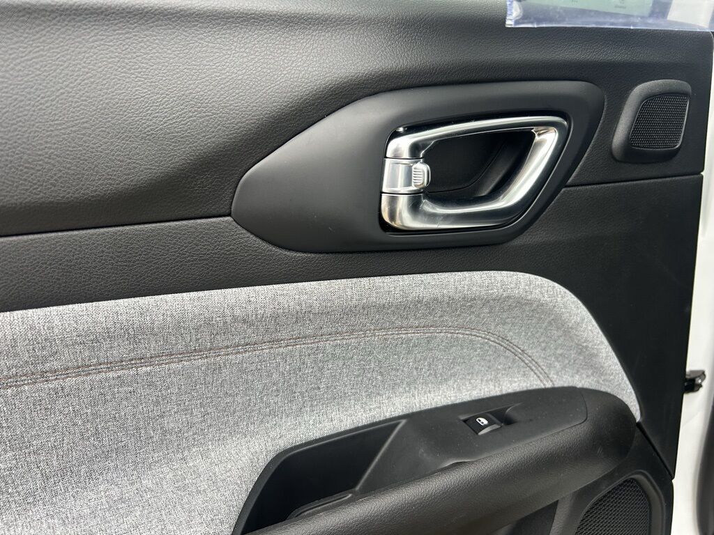 2024 Jeep Compass Latitude Lux Crestwood KY