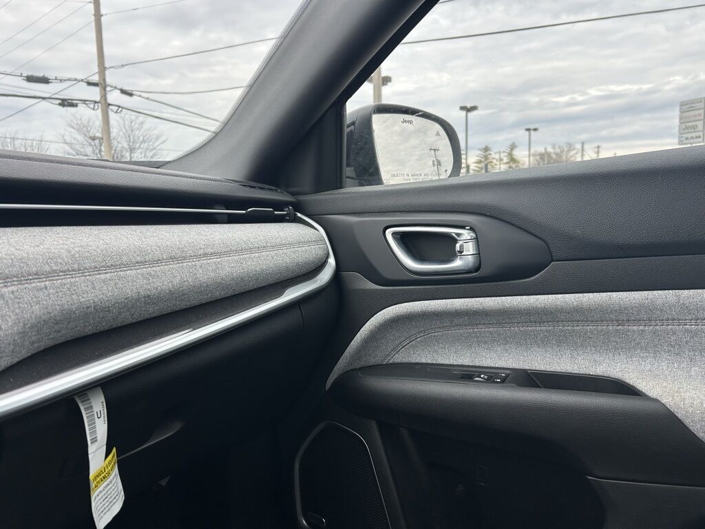 2024 Jeep Compass Latitude Lux Crestwood KY