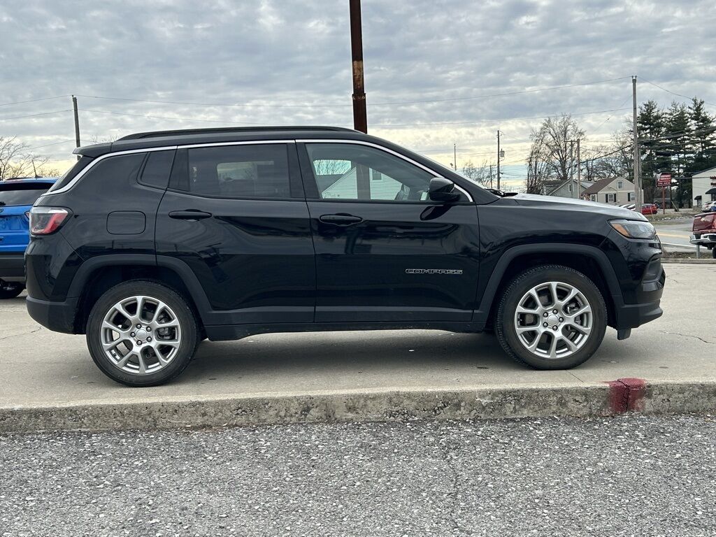 2024 Jeep Compass Latitude Lux Crestwood KY