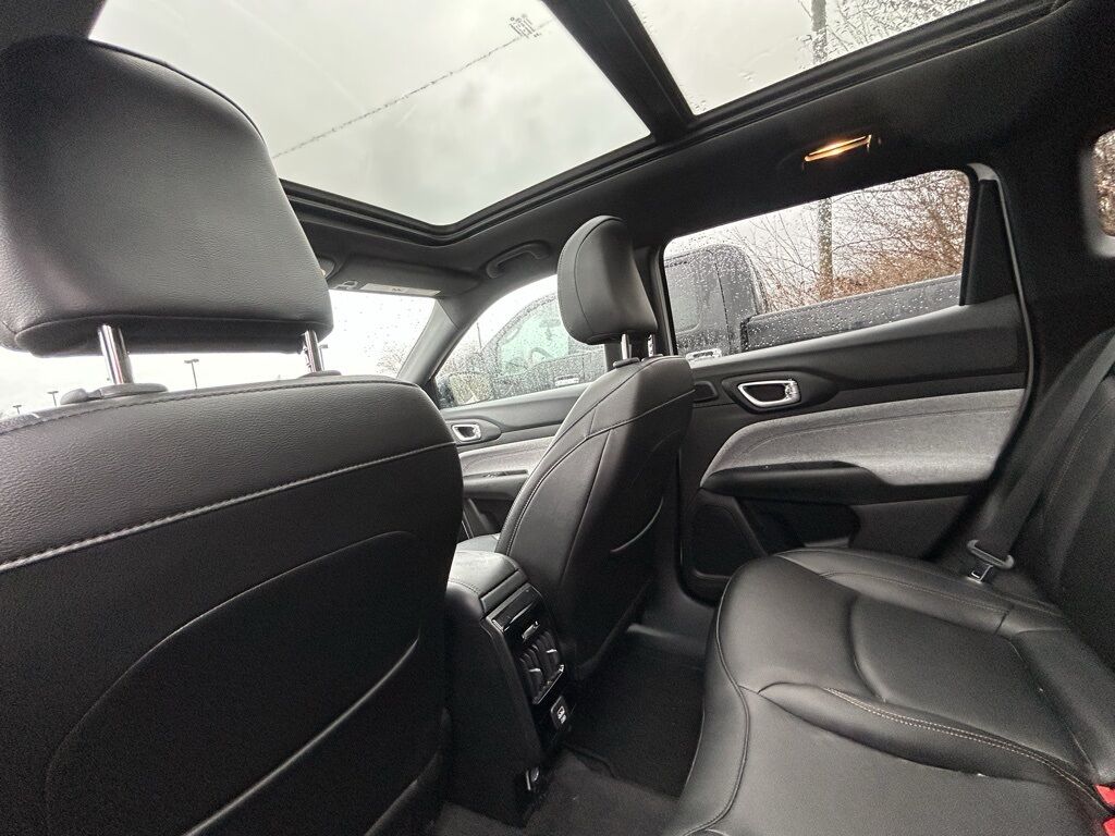 2024 Jeep Compass Latitude Lux Crestwood KY