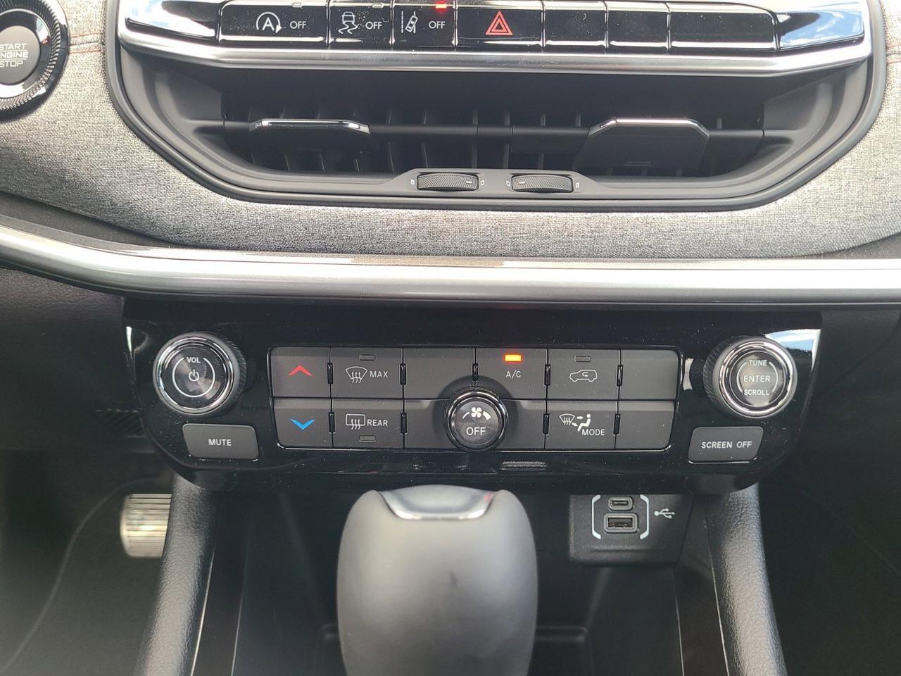 2024 Jeep Compass Latitude Lux Hamburg PA