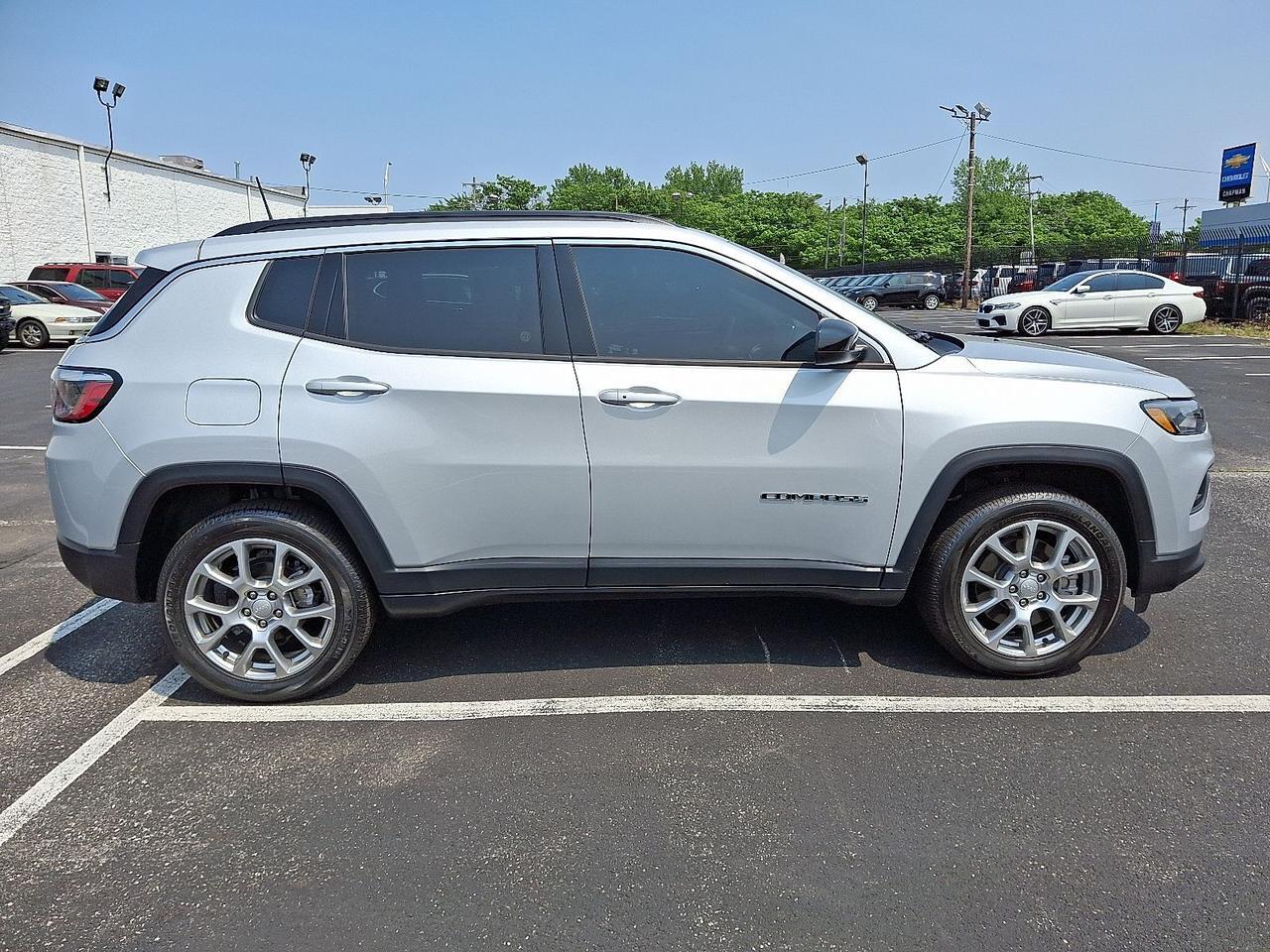 2024 Jeep Compass Latitude Lux Philadelphia PA