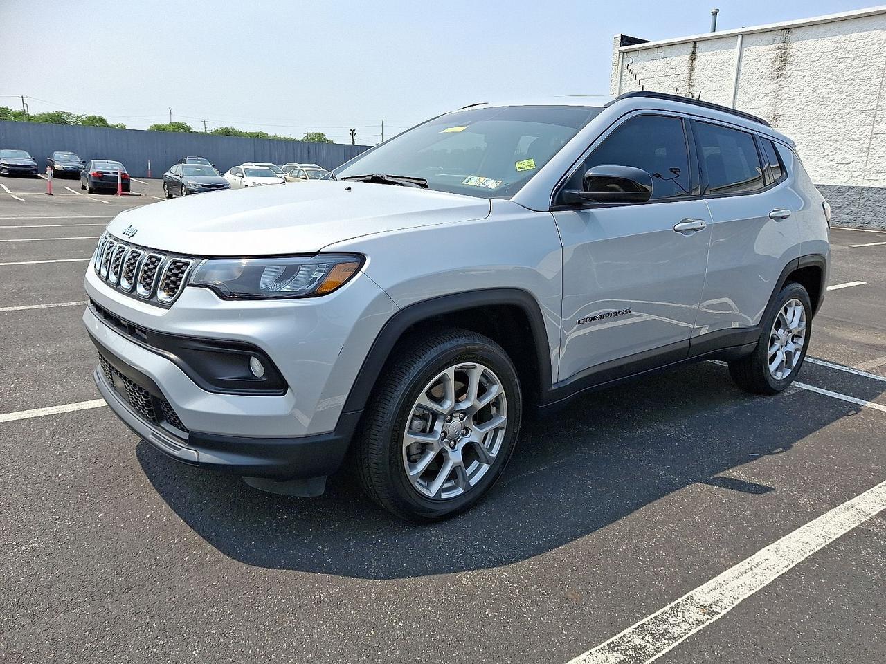 2024 Jeep Compass Latitude Lux Philadelphia PA