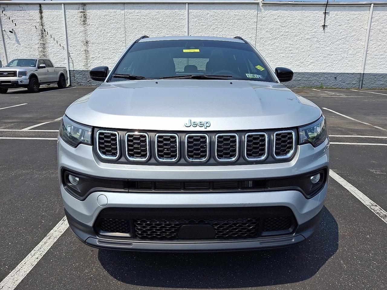 2024 Jeep Compass Latitude Lux Philadelphia PA