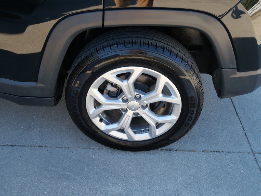 2024 Jeep Compass Latitude Mt Pleasant MI