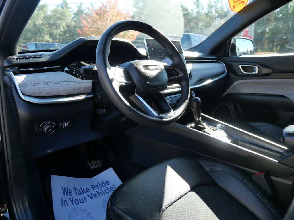 2024 Jeep Compass Latitude Mt Pleasant MI