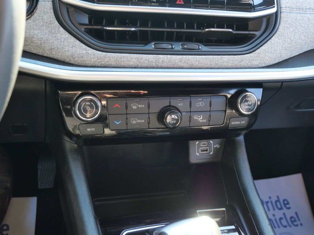 2024 Jeep Compass Latitude Mt Pleasant MI