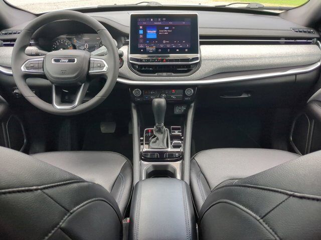 2024 Jeep Compass Latitude Appleton WI