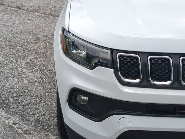 2024 Jeep Compass Latitude Appleton WI