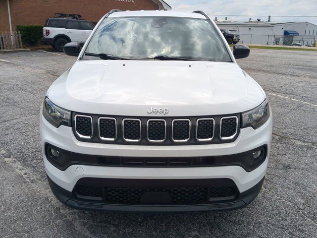 2024 Jeep Compass Latitude Appleton WI