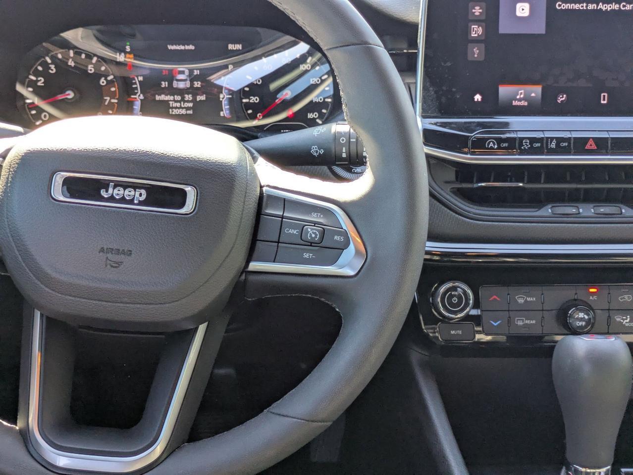 2024 Jeep Compass Latitude Castroville TX