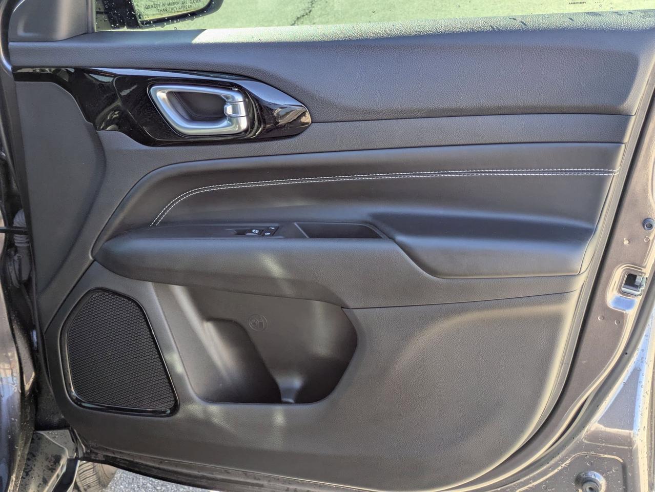 2024 Jeep Compass Latitude Castroville TX