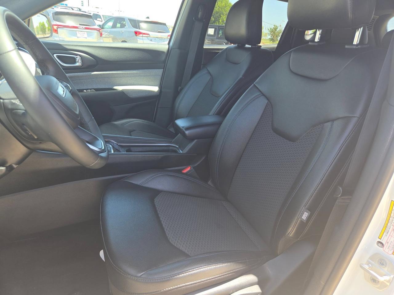 2024 Jeep Compass Latitude Castroville TX