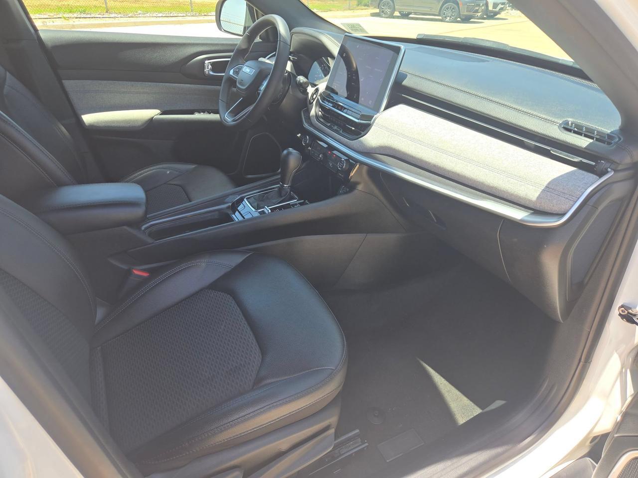 2024 Jeep Compass Latitude Castroville TX
