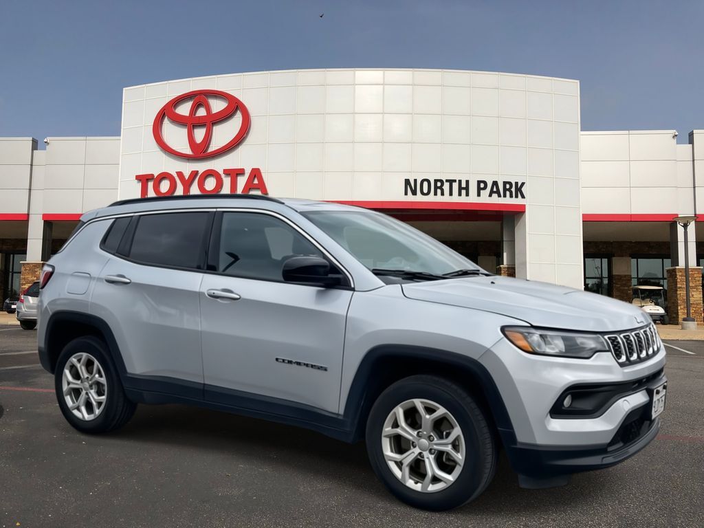 2024 Jeep Compass Latitude