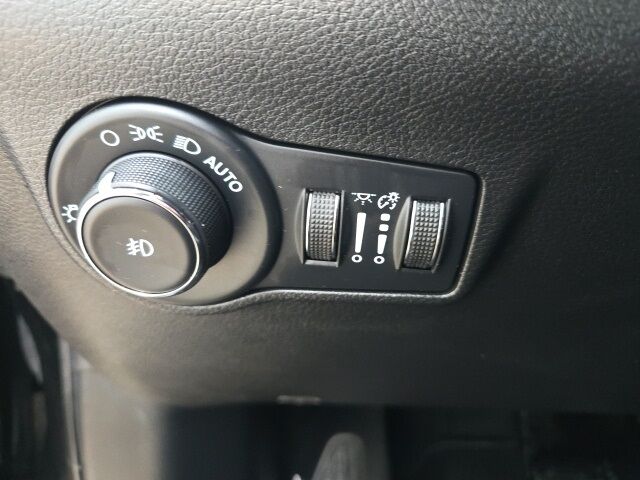 2024 Jeep Compass Latitude West Burlington IA 2024 Jeep Compass Latitude West Burlington IA