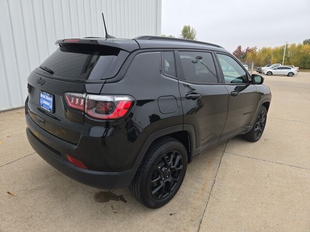 2024 Jeep Compass Latitude West Burlington IA 2024 Jeep Compass Latitude West Burlington IA