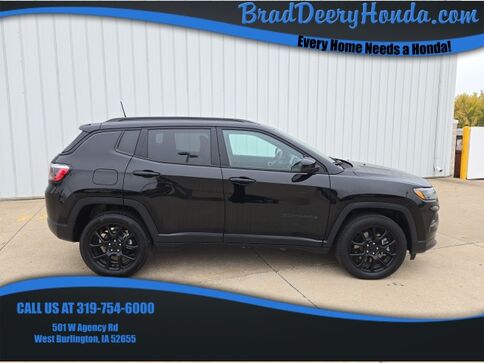 2024_Jeep_Compass_Latitude_ West Burlington IA 2024_Jeep_Compass_Latitude_ West Burlington IA