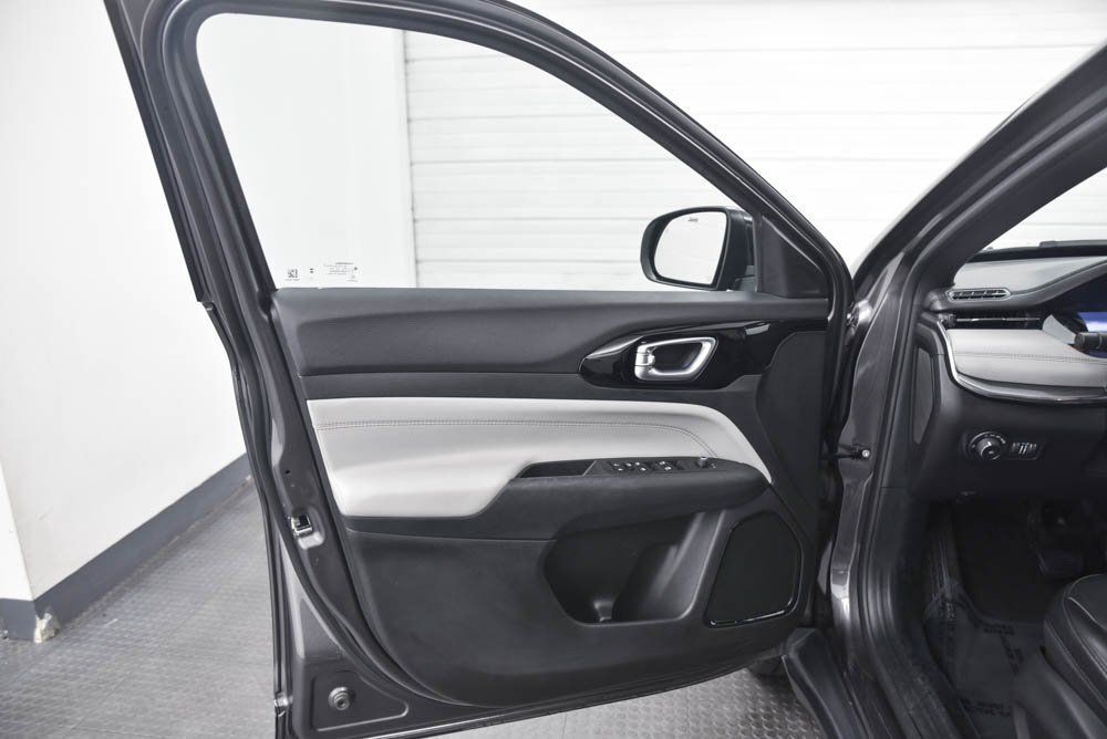 2024 Jeep Compass Limited Akron OH