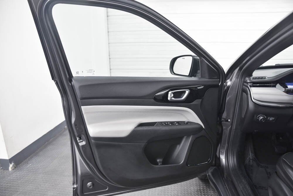 2024 Jeep Compass Limited Akron OH